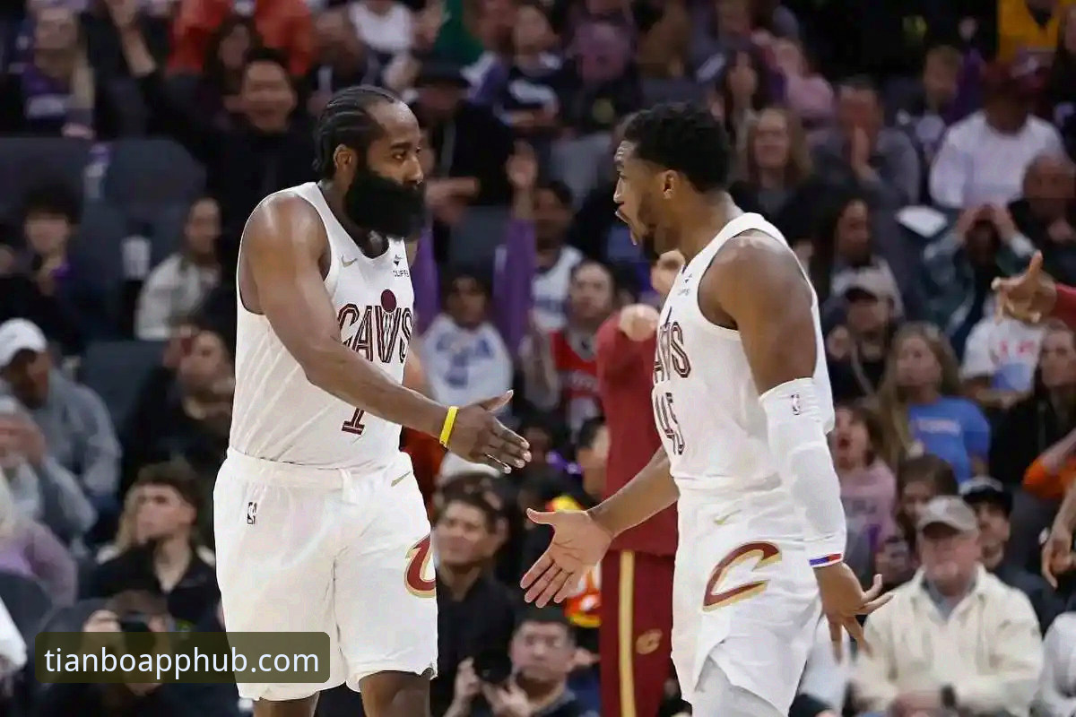 骑士主场鏖战力克魔术，米切尔42分闪耀：一场攻防节奏的深度解析